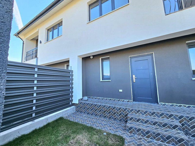 Vila tip duplex de vânzare – Glina, Ilfov  4 camere particular