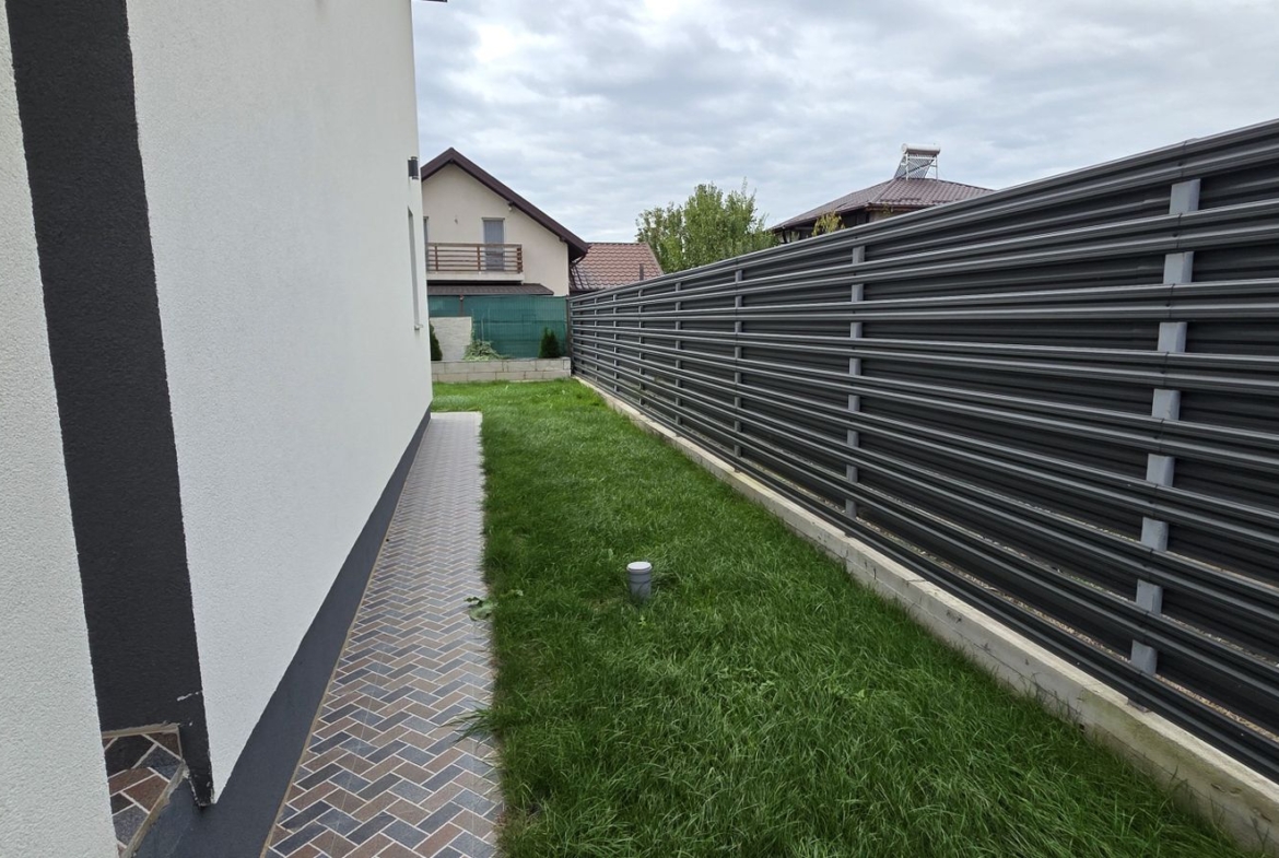 Vila tip duplex de vânzare – Glina, Ilfov  4 camere particular