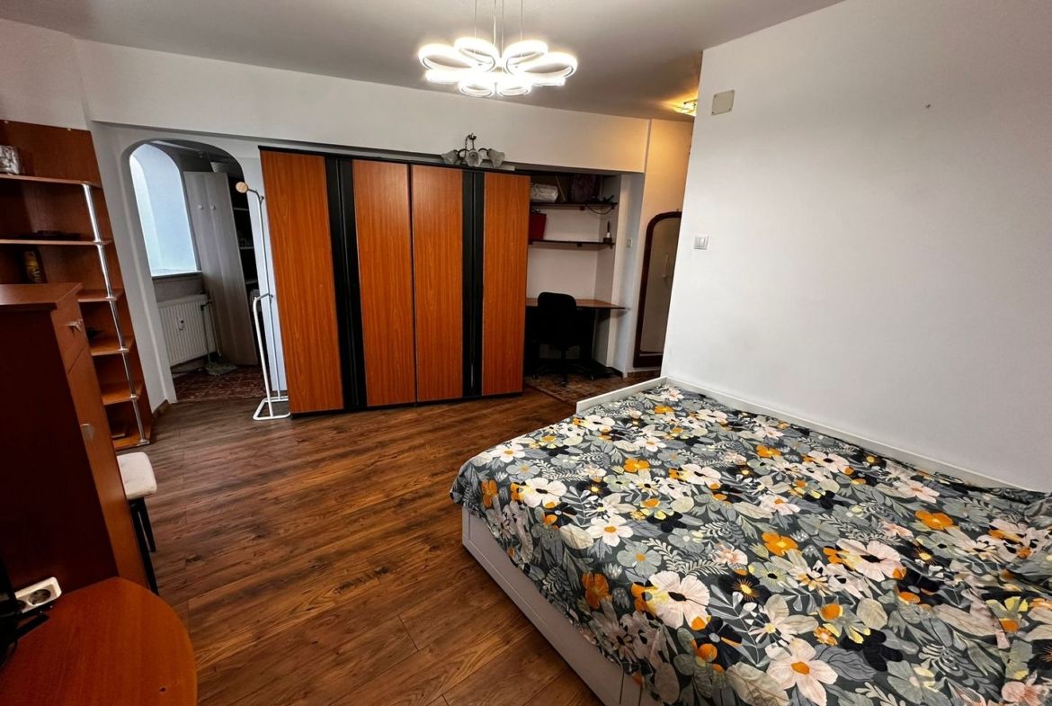 Titulescu Banu Manta garsoniera mobilata si utilata complet