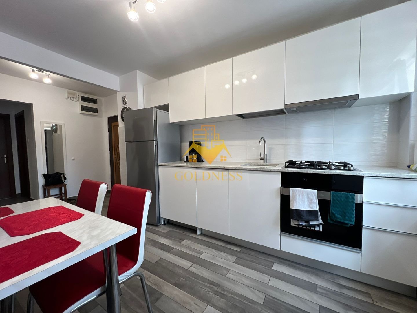 3 camere, modern,  parcare, Manastur Zona Primaverii, MC Donald’s, BIG