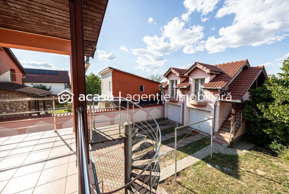 Vilă cu 6 camere în zona rezidențială – Poltura