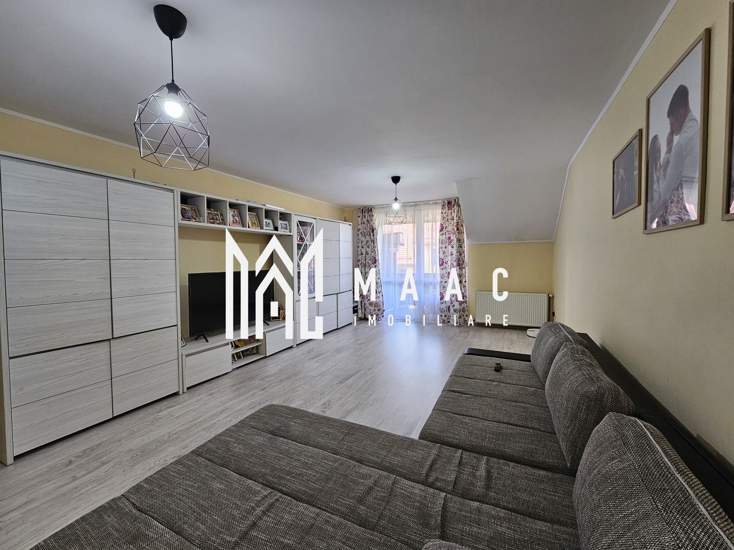 Apartament 2 camere | Decomandat | 97.5 mp | Terezian