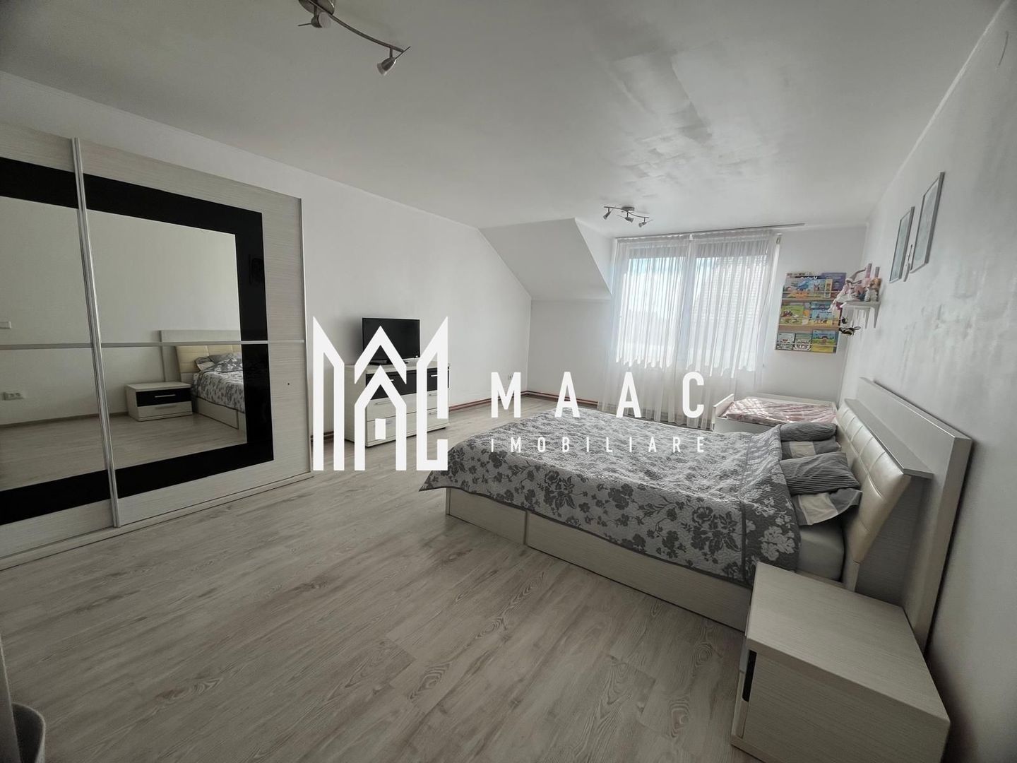 Apartament 2 camere | Decomandat | 97.5 mp | Terezian