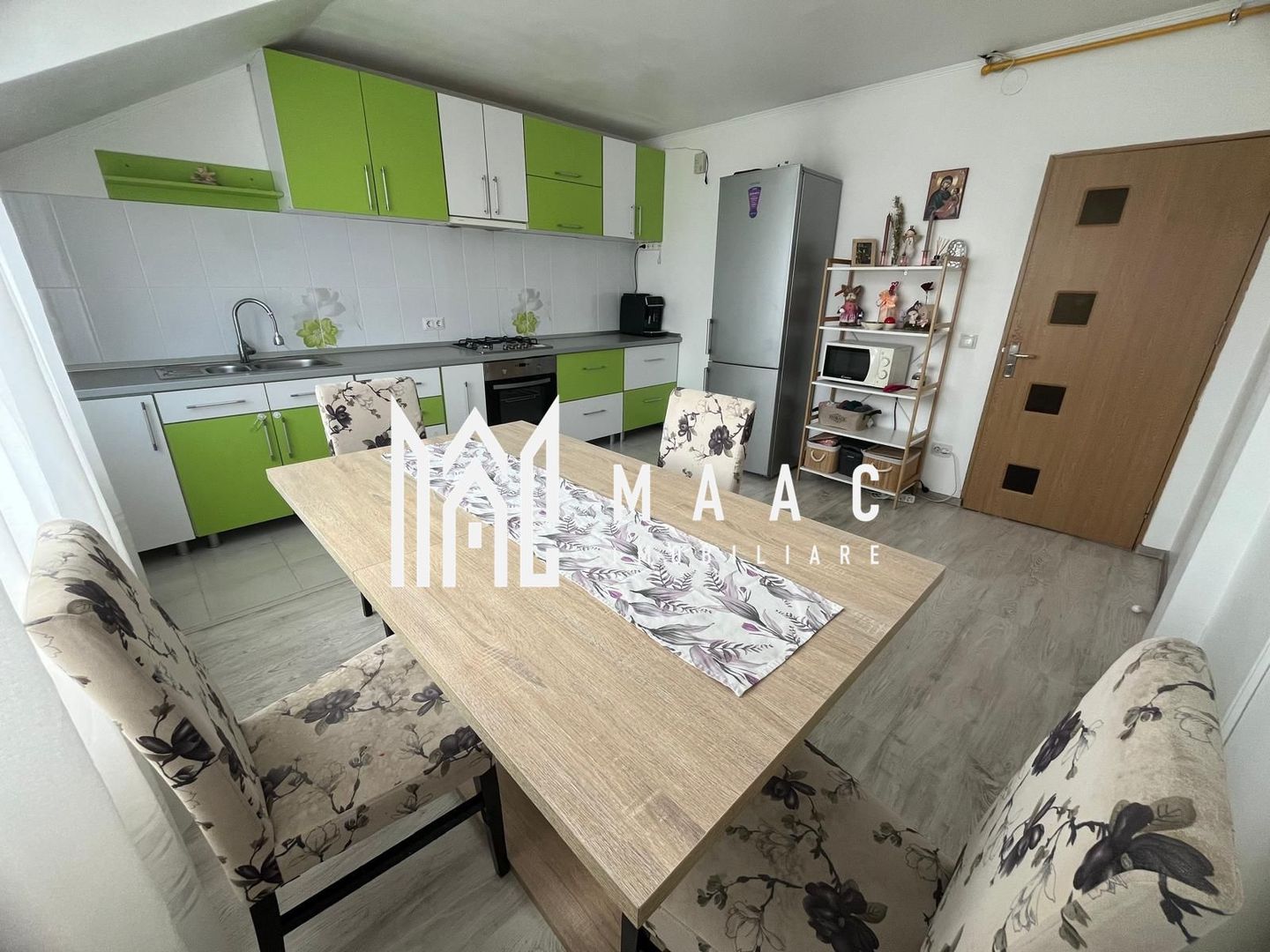 Apartament 2 camere | Decomandat | 97.5 mp | Terezian