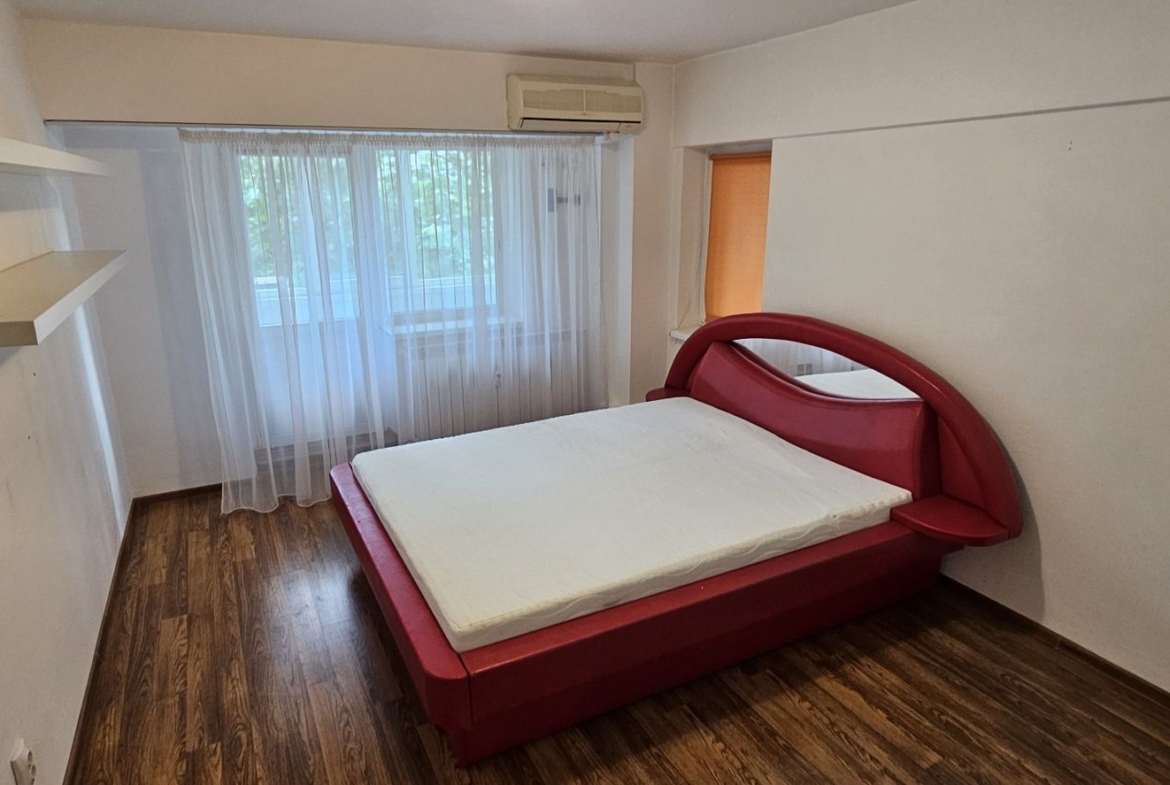 Unirii Alba Iulia de inchiriat apartament 2 camere mobilat si utilat