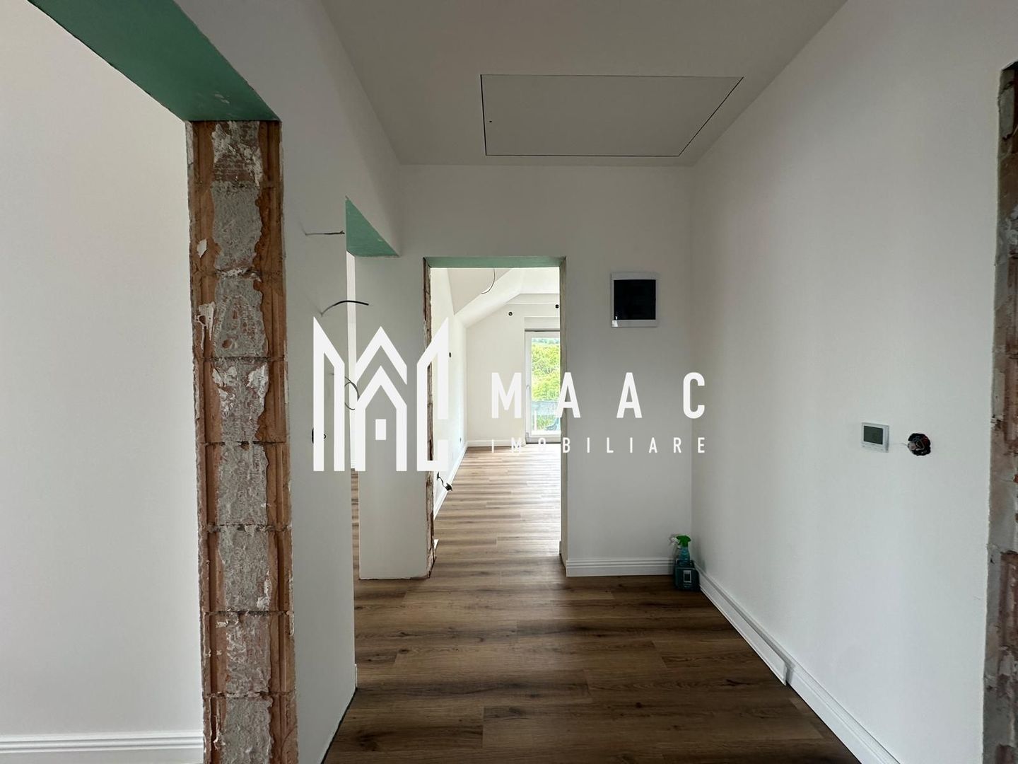Casa moderna | 5 Camere | 245 MPU | Cisnadie