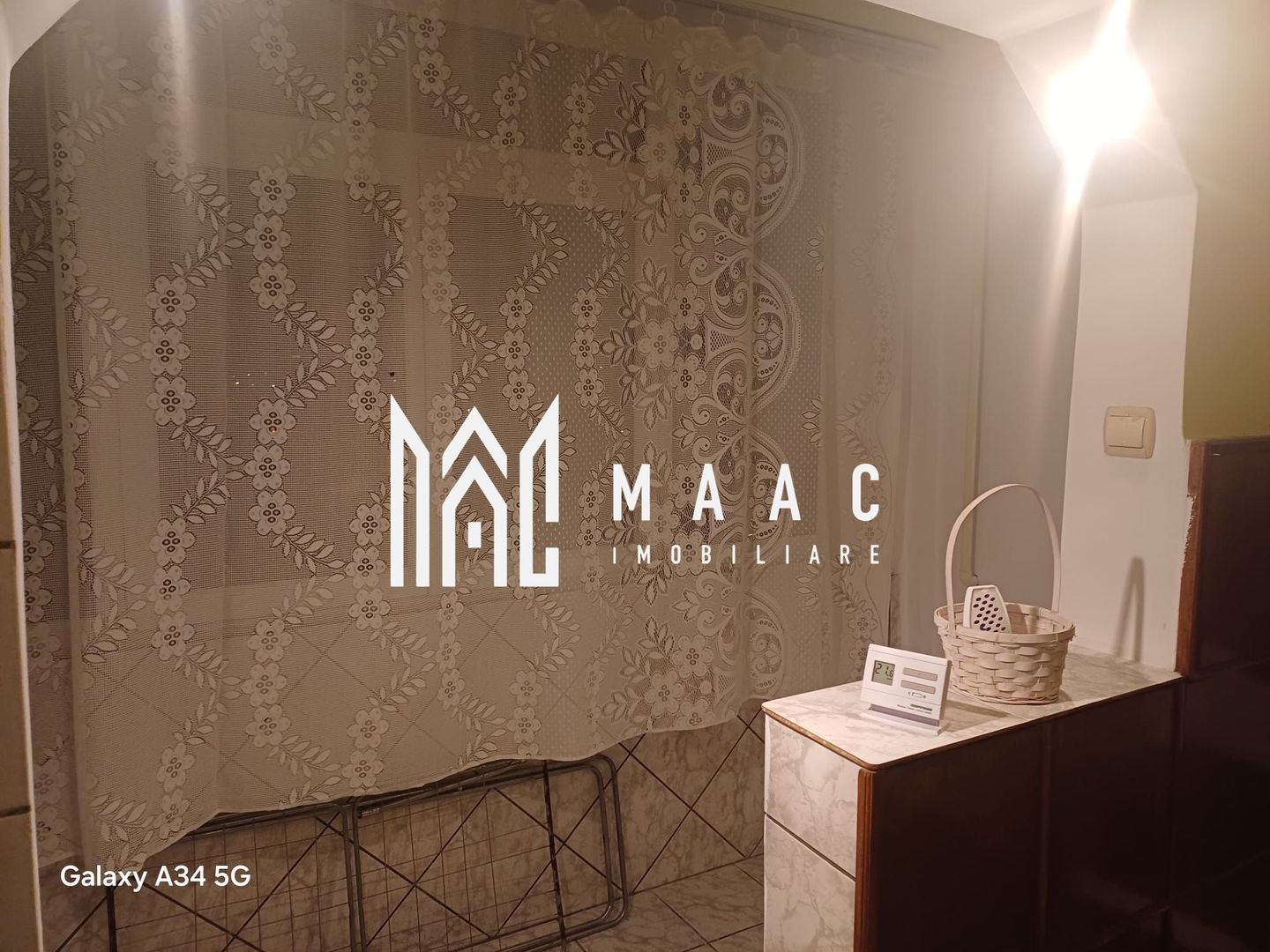 APARTAMENT 2 CAMERE I DECOMANDAT I 48 MP
