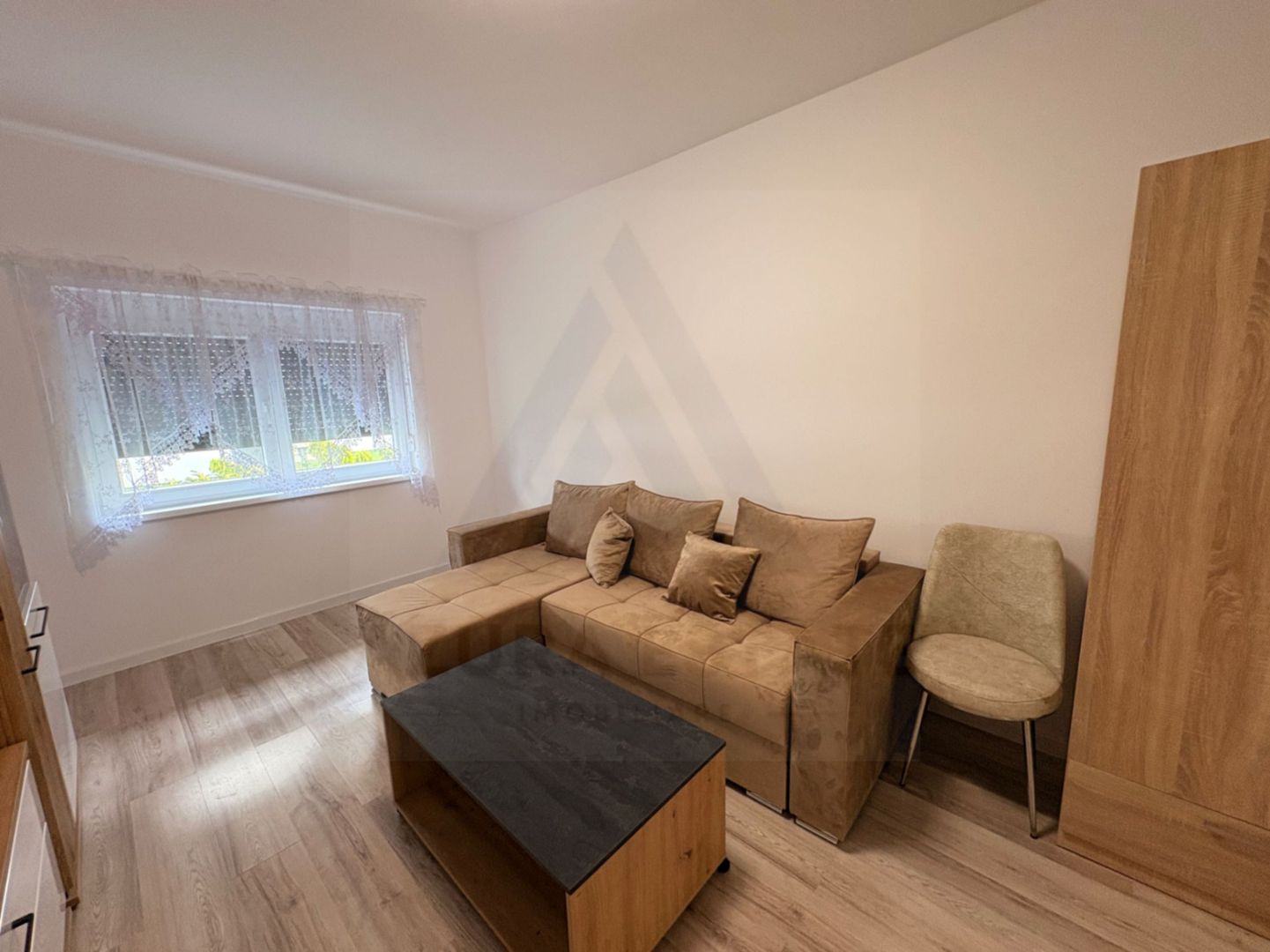 Apartament 2 camere decomandat 55 mp utili balcon 5 mp Grigore Ionescu