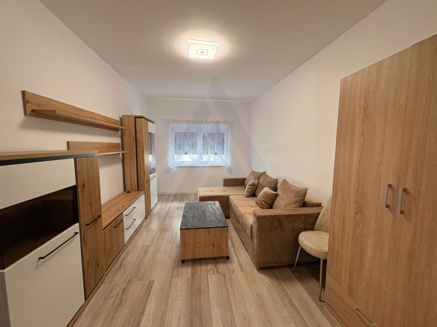 Apartament 2 camere decomandat 55 mp utili balcon 5 mp Grigore Ionescu