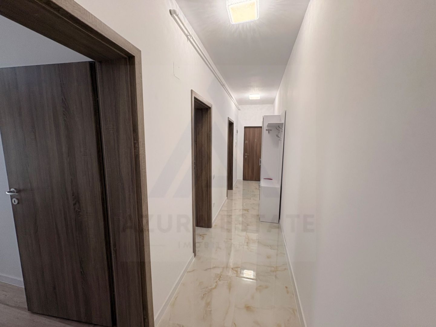 Apartament 2 camere decomandat 55 mp utili balcon 5 mp Grigore Ionescu