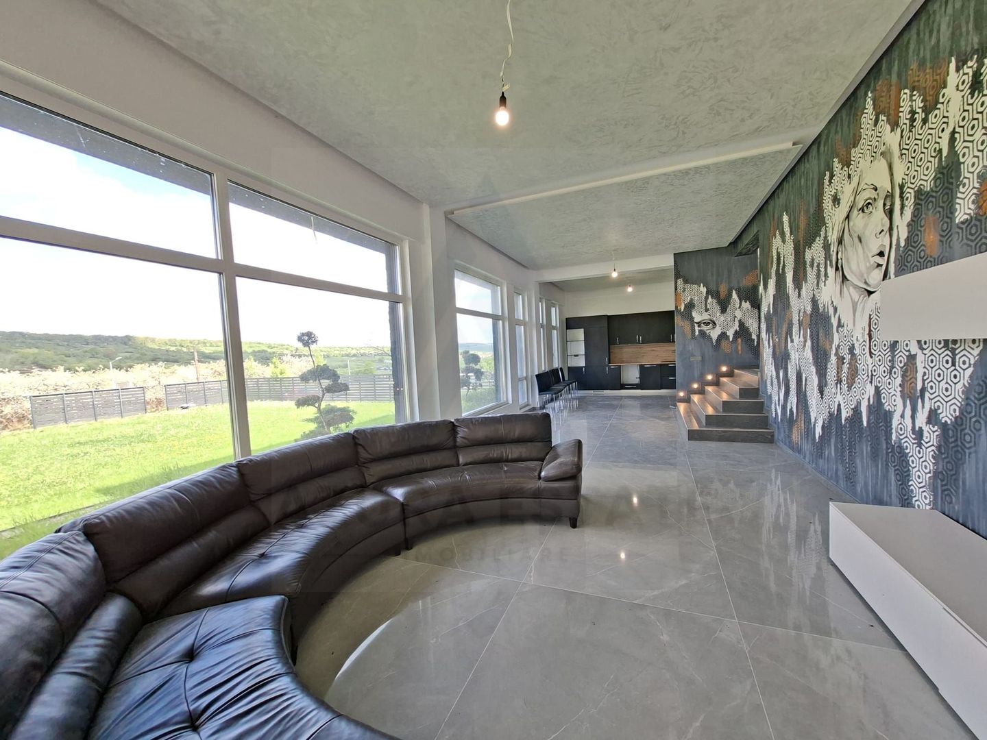 Casă moderna 229 mp utili garaj  piscina terasa balcon Cisnadioara