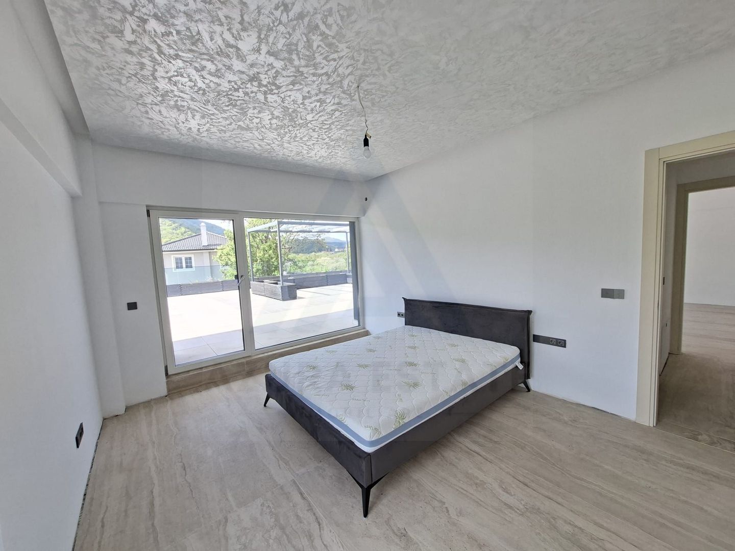Casă moderna 229 mp utili garaj  piscina terasa balcon Cisnadioara