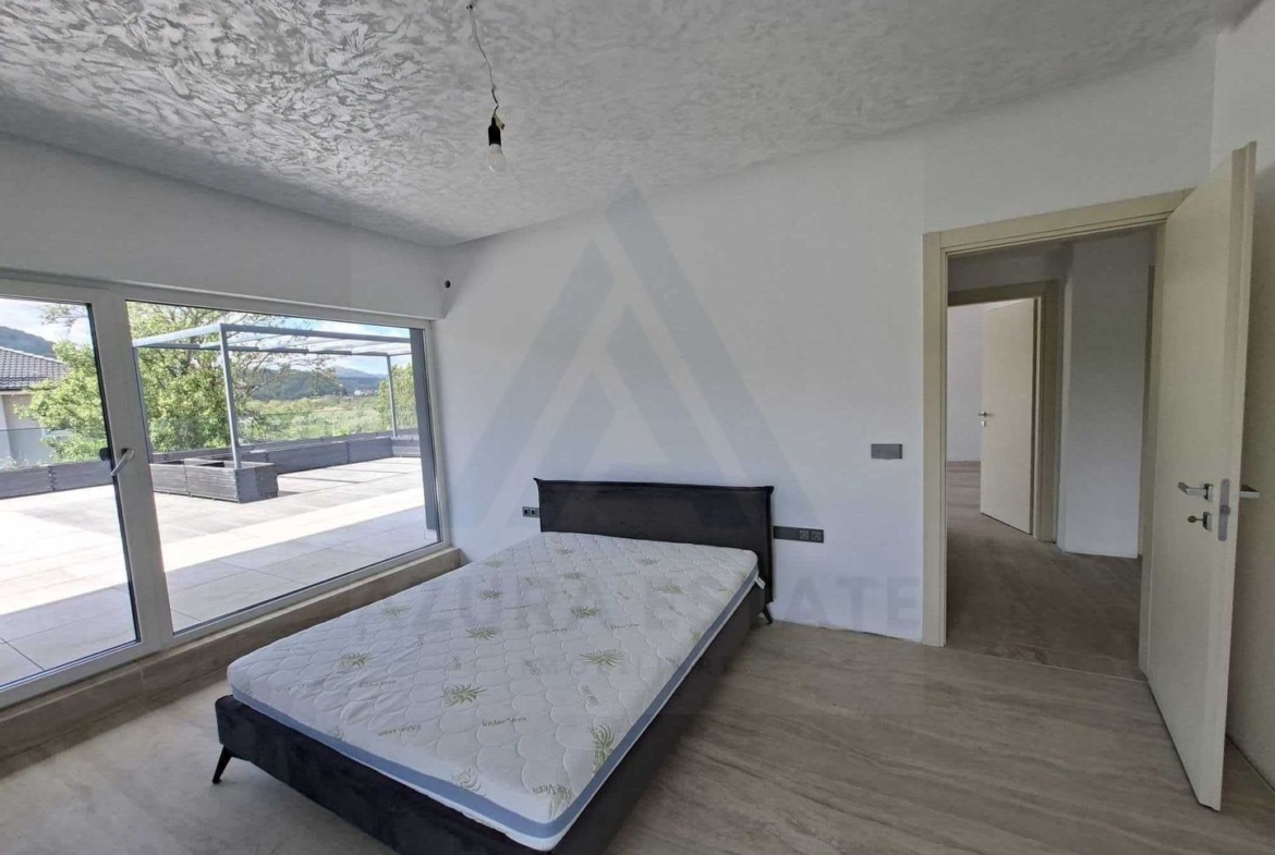 Casă moderna 229 mp utili garaj  piscina terasa balcon Cisnadioara