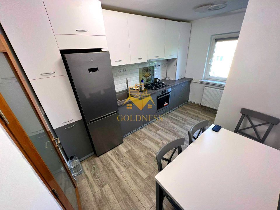 3 camere decomandate, UMF, USAMV, Regina Maria, Louis Pasteur, Zorilor