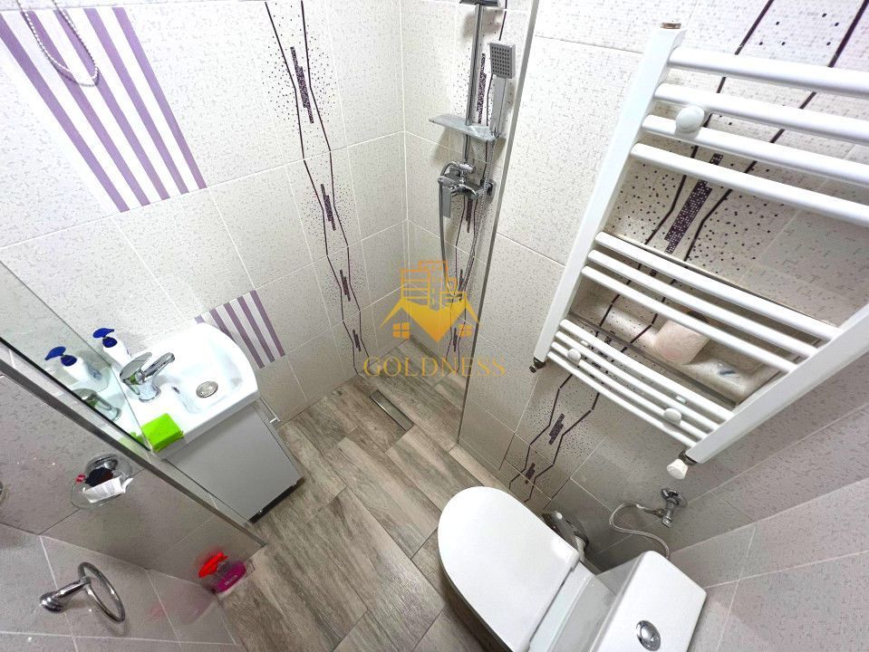 3 camere decomandate, UMF, USAMV, Regina Maria, Louis Pasteur, Zorilor