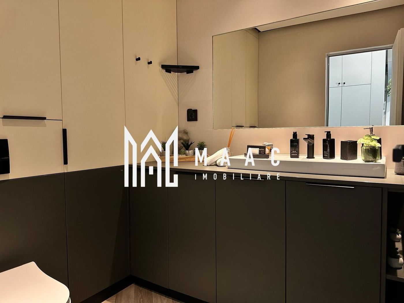 Black Friday | Apartament 2 Camere | Etaj 2 | Loc de parcare | The Lake Home