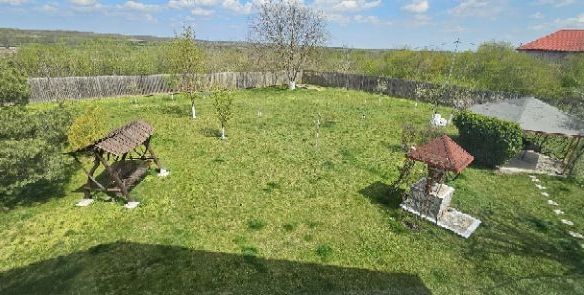 Ciopani vila 5 camere teren 4000 mp