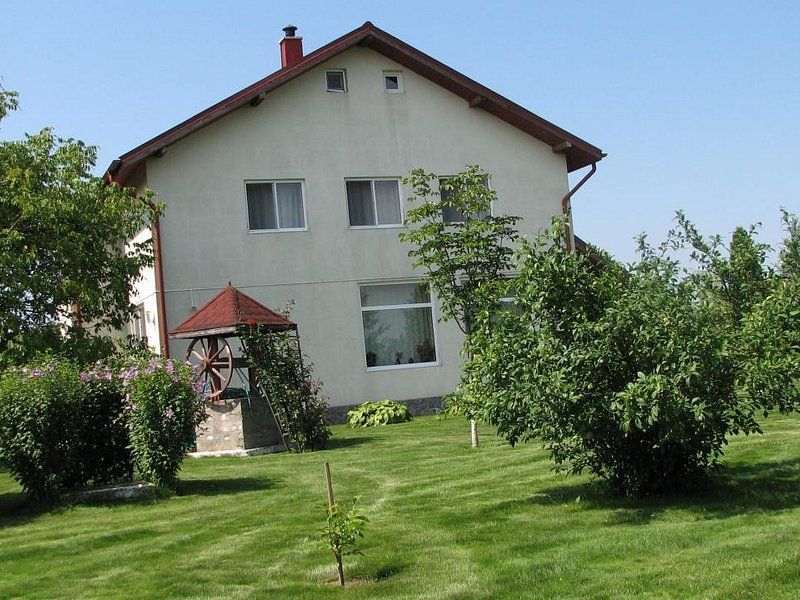 Ciopani vila 5 camere teren 4000 mp
