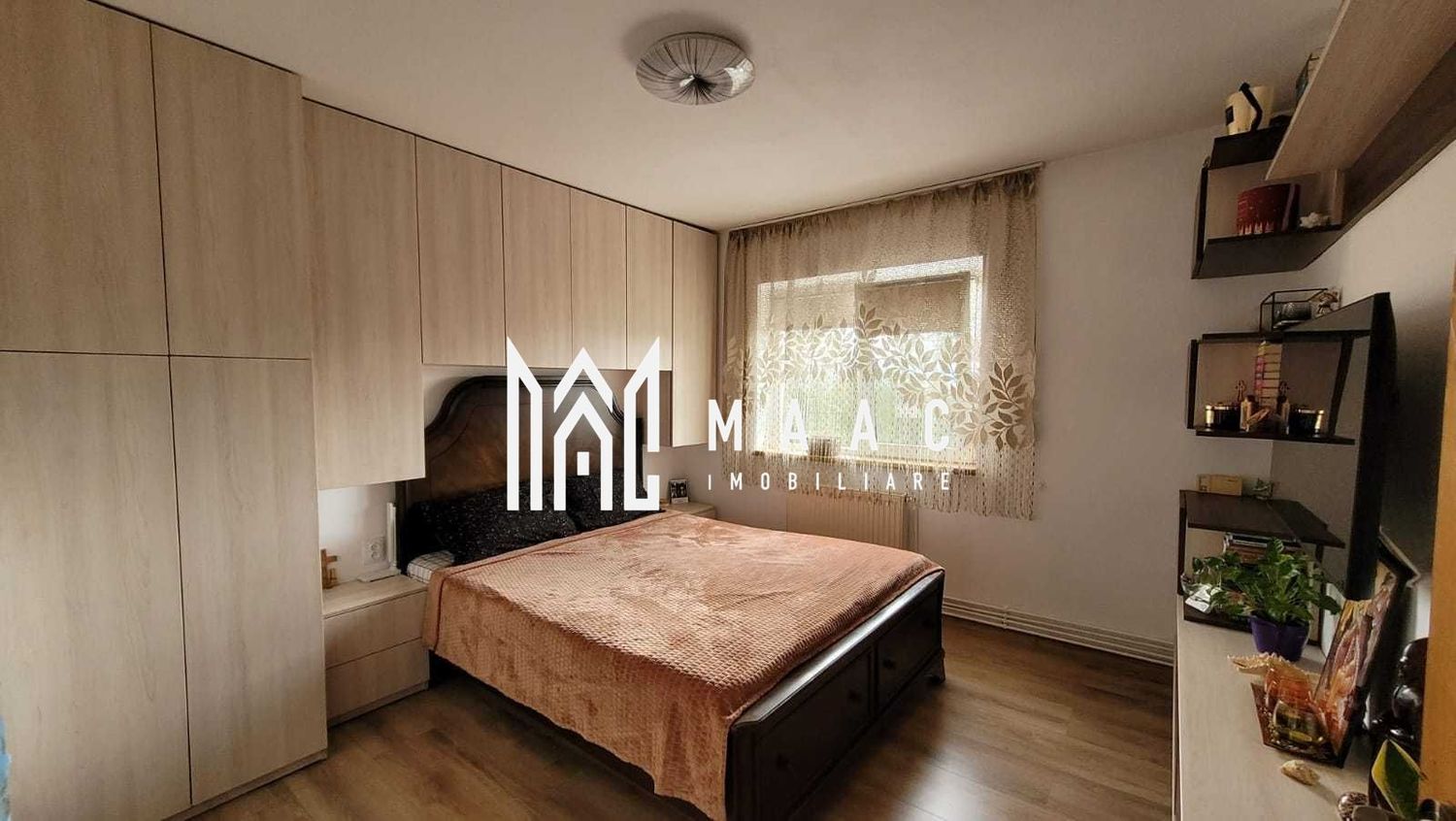 anBn-6445 Apartament 3 camere | Decomandat | Balcon | Vasile Aaron