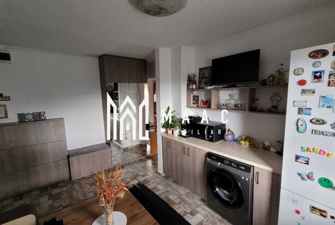Apartament 3 camere | Decomandat | Balcon | Vasile Aaron