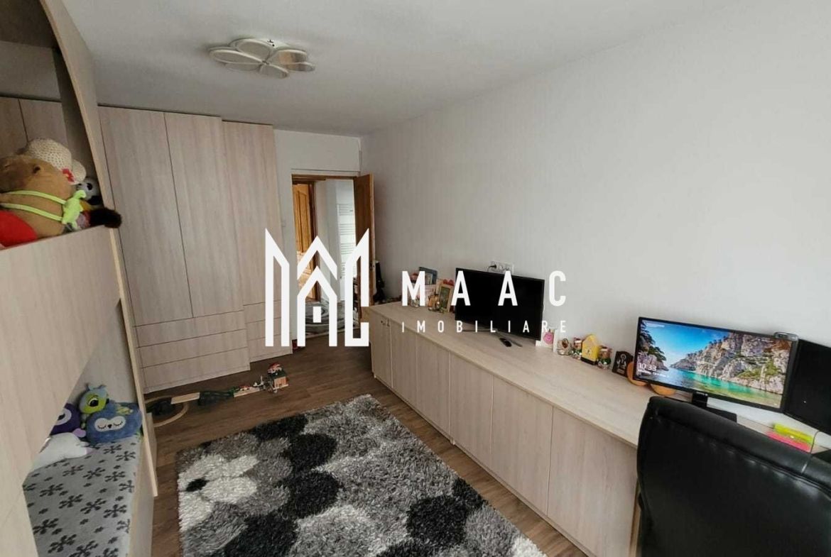 Apartament 3 camere | Decomandat | Balcon | Vasile Aaron