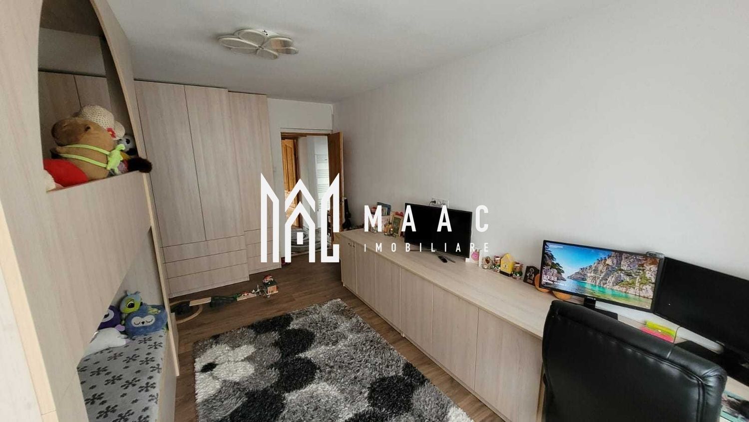 anBn-6450 Apartament 3 camere | Decomandat | Balcon | Vasile Aaron
