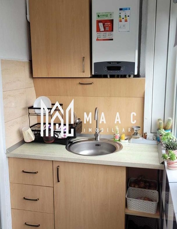 Apartament 3 camere | Decomandat | Balcon | Vasile Aaron