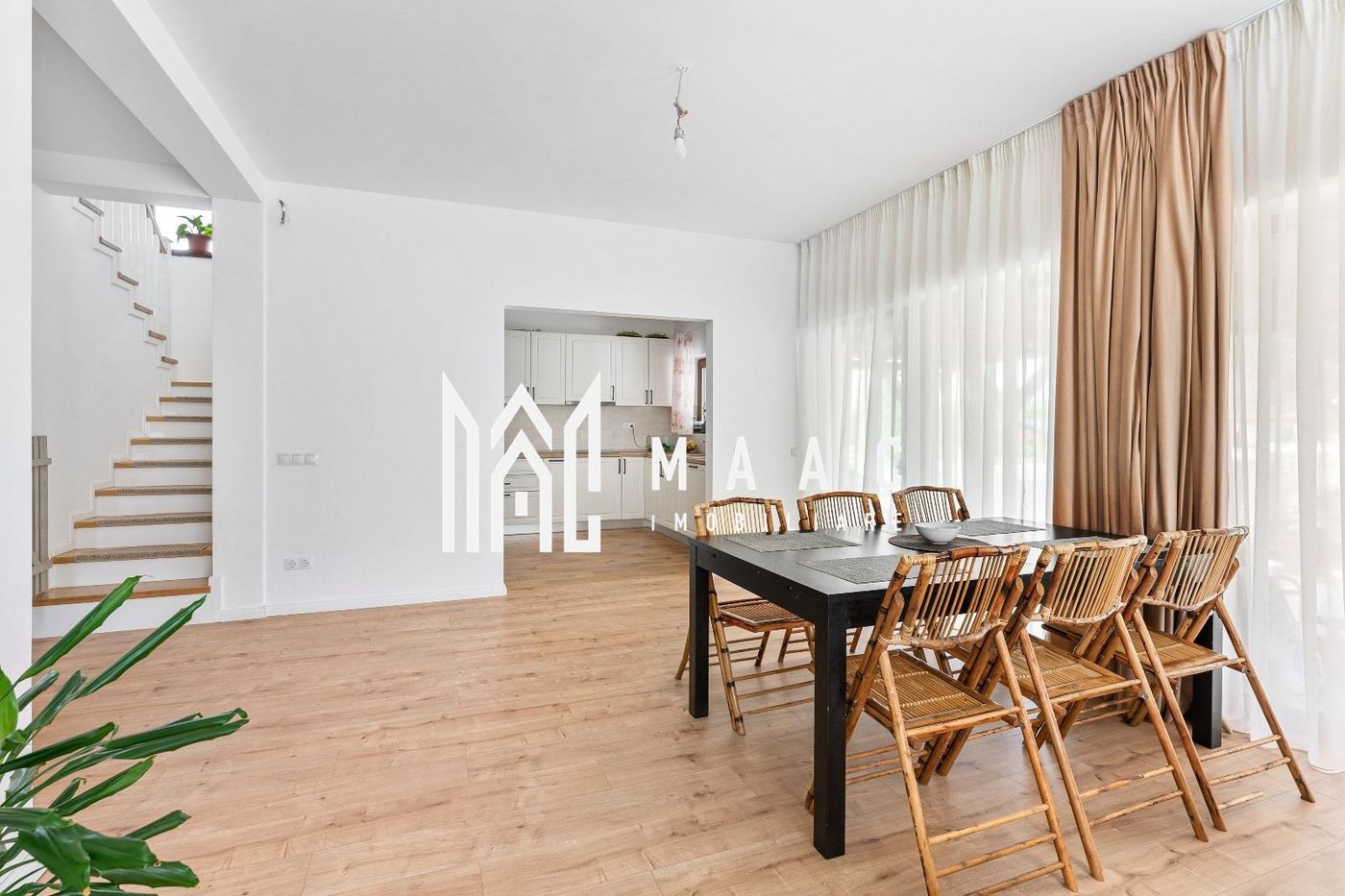 Casa 5 camere | Moderna | Teren 1036 MP | Tocile