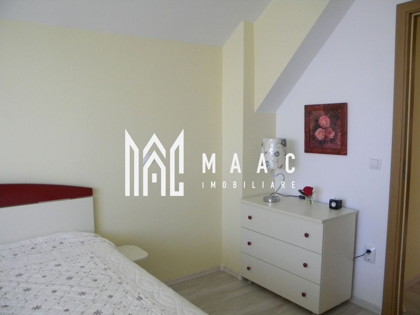 Apartament 4 camere I Decomandat I Loc parcare I Turnisor