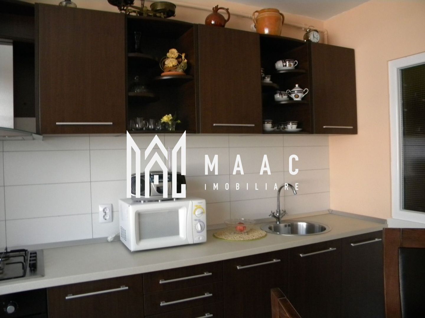 Apartament 4 camere I Decomandat I Loc parcare I Turnisor