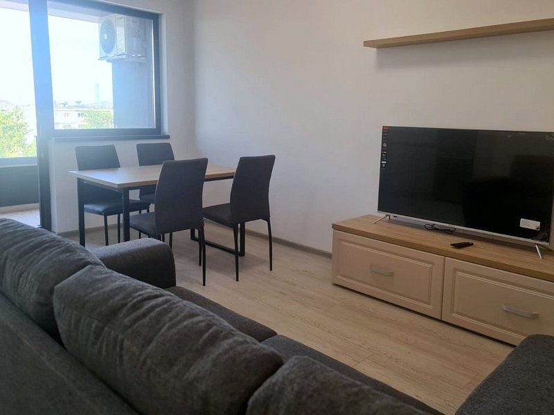 Apartament cu 2 camere, mobilat si utilat – Roka Residence, Micro 17