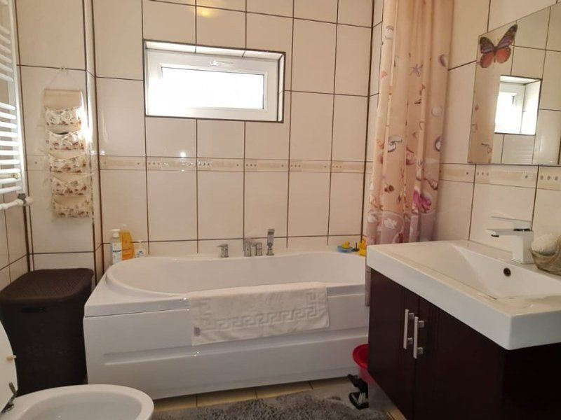 Vila P+1E+M  – zona General – Micro 14