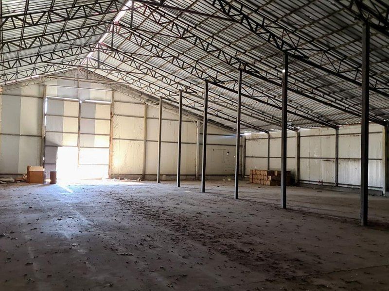 Sinesti -hala productie depozitare suprafata 1350 mp