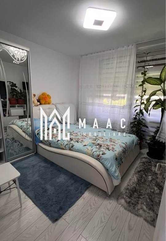Apartament 3 camere | Balcon | Parțial mobilat | Doamna Stanca