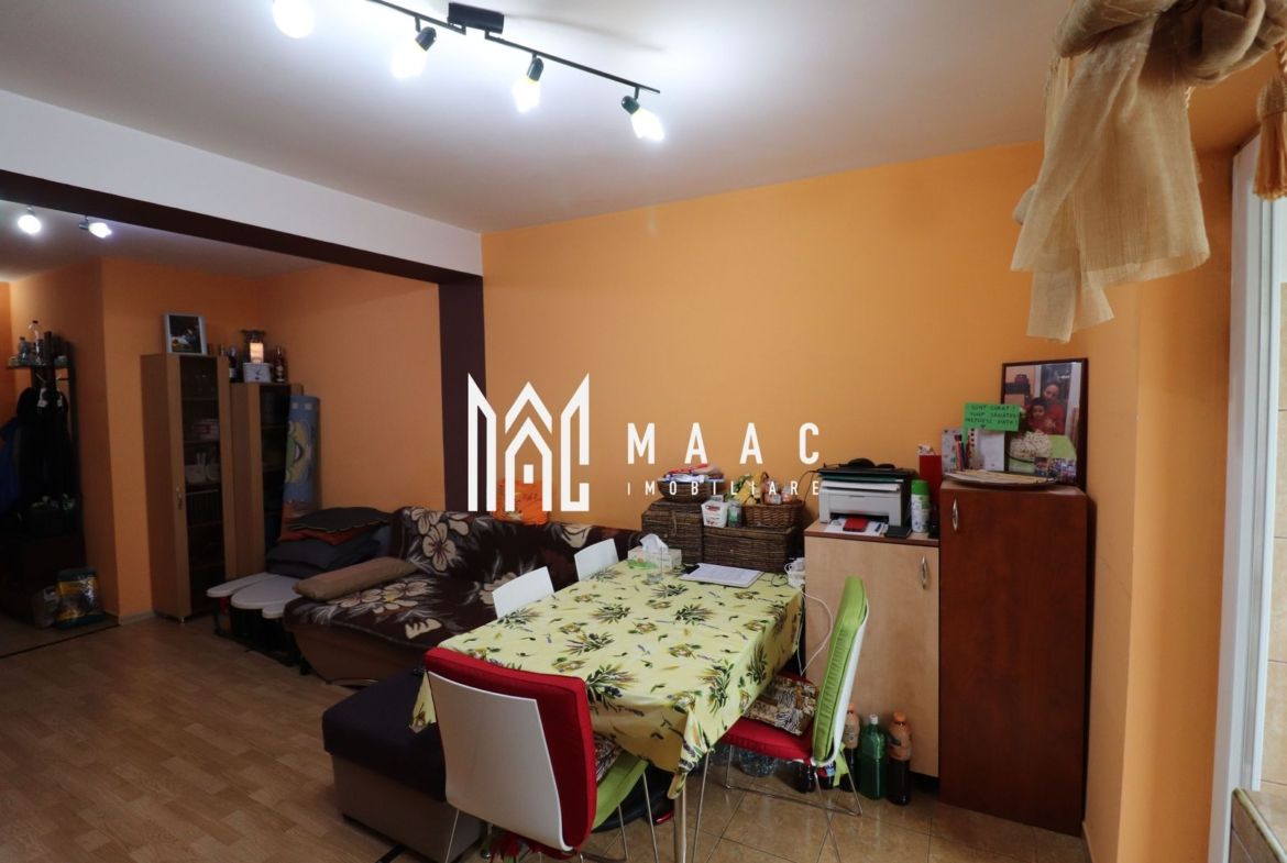 Apartament 3 camere  | Etaj 1 | Parcare privata  | Strand II