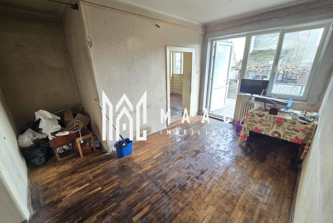Apartament la casa 4 camere 300 teren zona Centrala