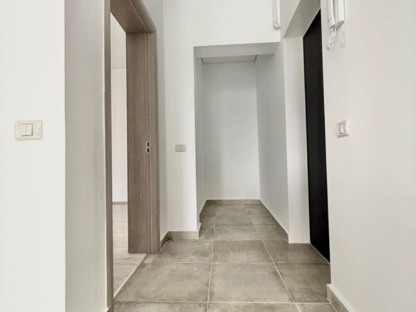 Apartament 2 camere mutare imediata Militari Residence