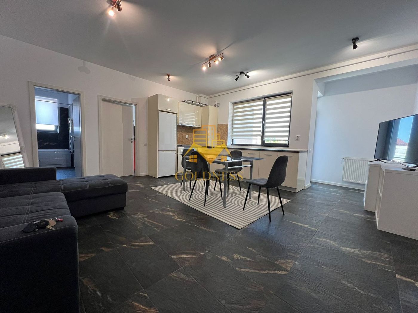anBn-7676 3 camere, 2 Parcari, boxa, Buna Ziua, Grand Hotel Italia, Trifoiului