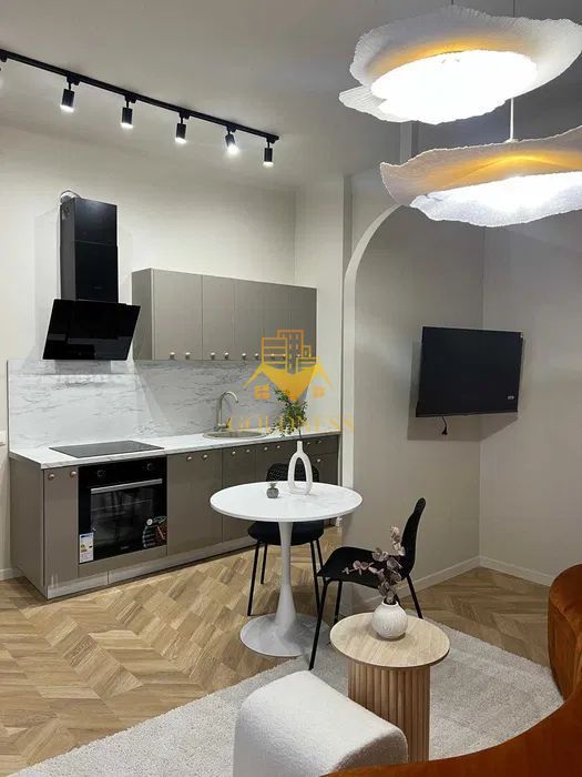 2 camere, gradina, modern, Zona Centrala, BOSCH, NTT Data,Scala Center