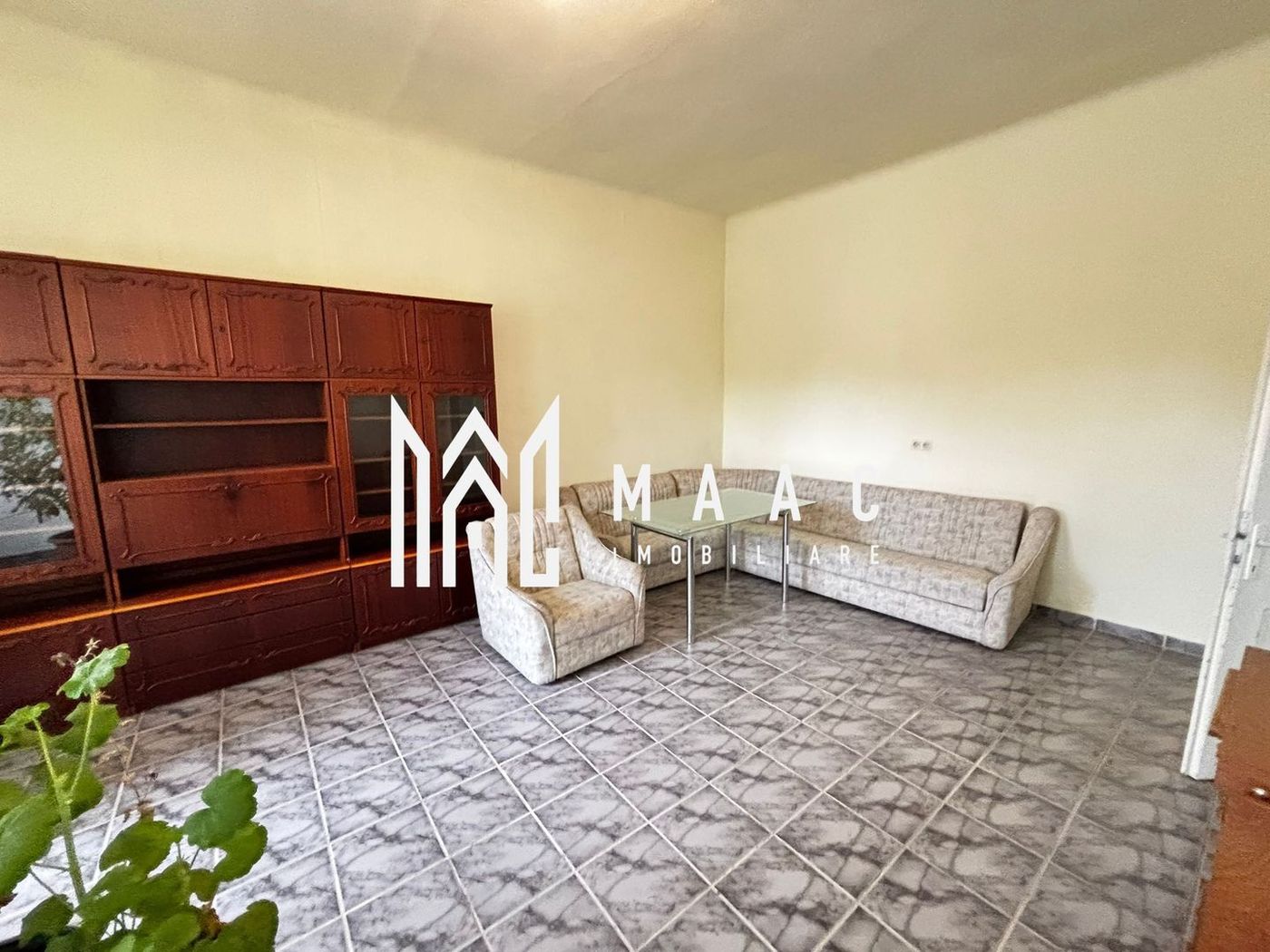 Casă individuală | Teren 1.652 mp | Curte liberă 846 mp | Șura Mica