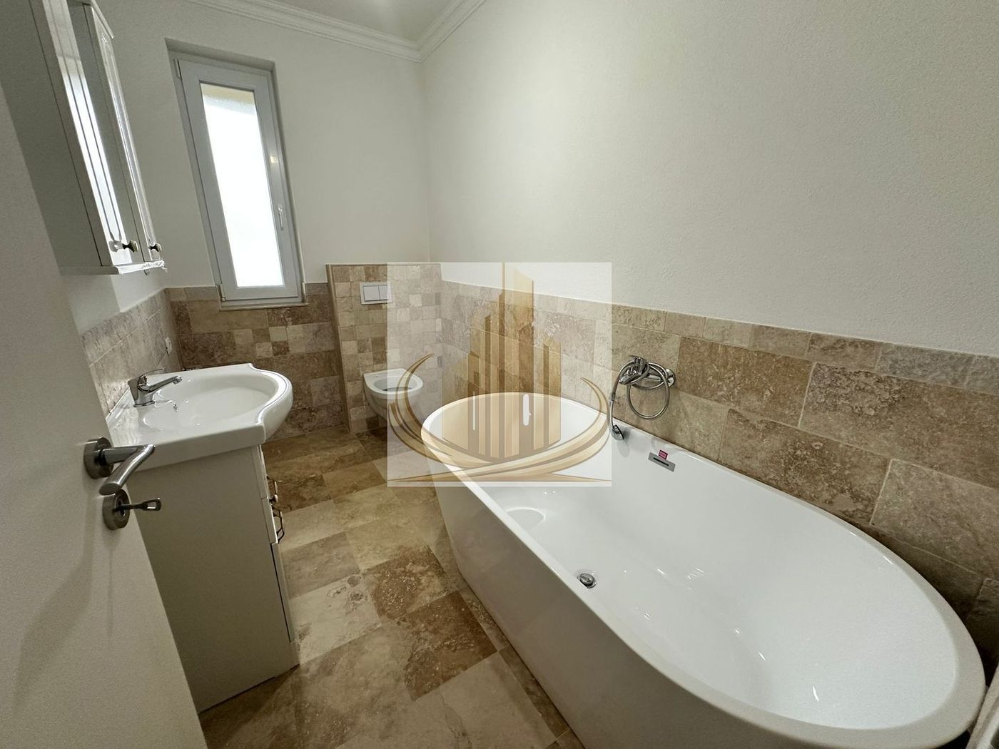 2 Cam, 2 dressing-uri, Finisaje Premium | Giroc– Hotel IQ | Investitie
