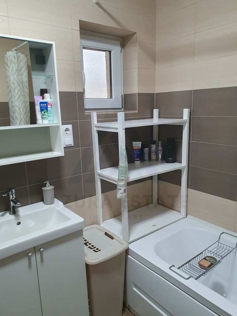 anBn-100 Apartament 76 mp utili 2 bai bucatarie inchisa si pod in Arhitectilor