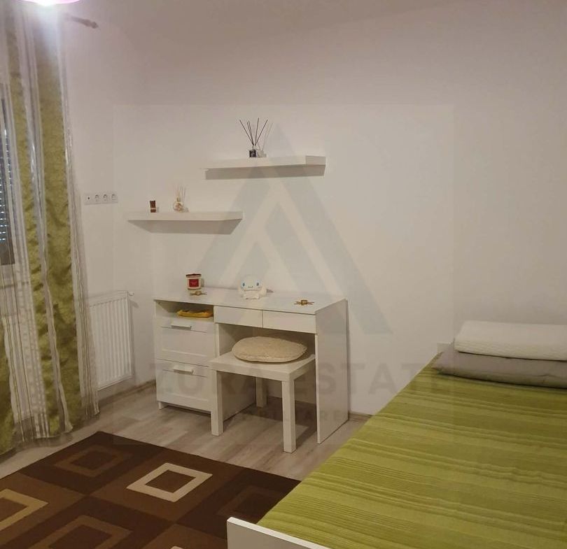 Apartament 76 mp utili 2 bai bucatarie inchisa si pod in Arhitectilor