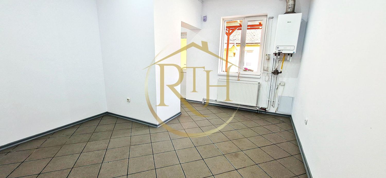 Spațiu comercial/birouri de închiriat – vad comercial excelent – zona Bălcescu