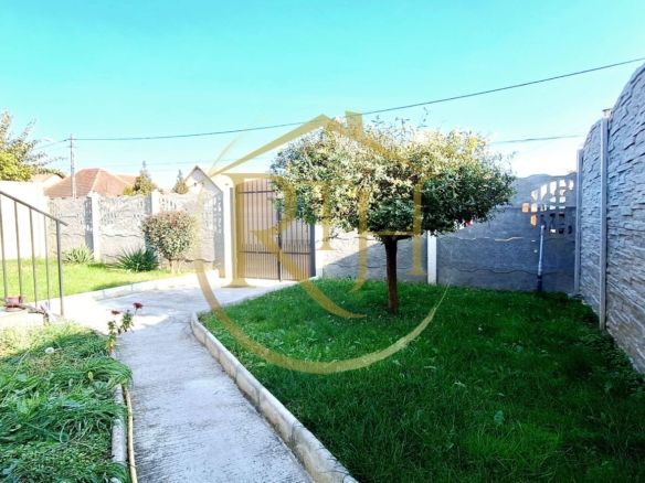 Oferim spre inchiriere casa individuala cu 3 camere, Giroc, Aproape de Primarie