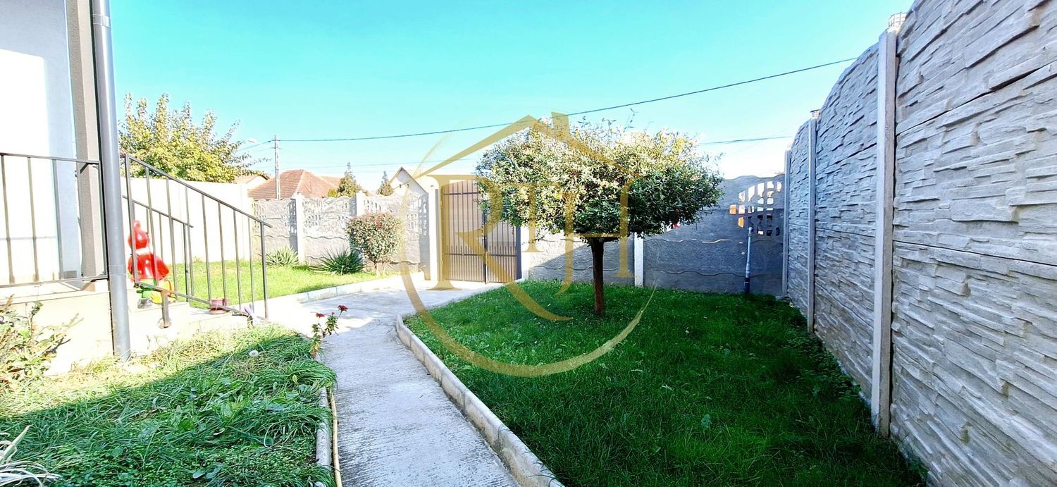 Oferim spre inchiriere casa individuala cu 3 camere, Giroc, Aproape de Primarie