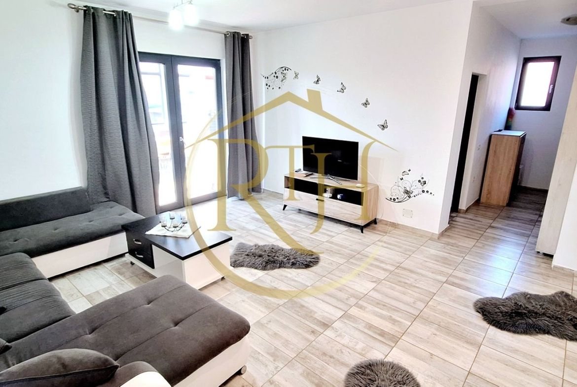 Oferim spre inchiriere casa individuala cu 3 camere, Giroc, Aproape de Primarie