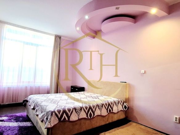 Oferim spre inchiriere apartament spatios, cu 3 camere, aproape de Nokia