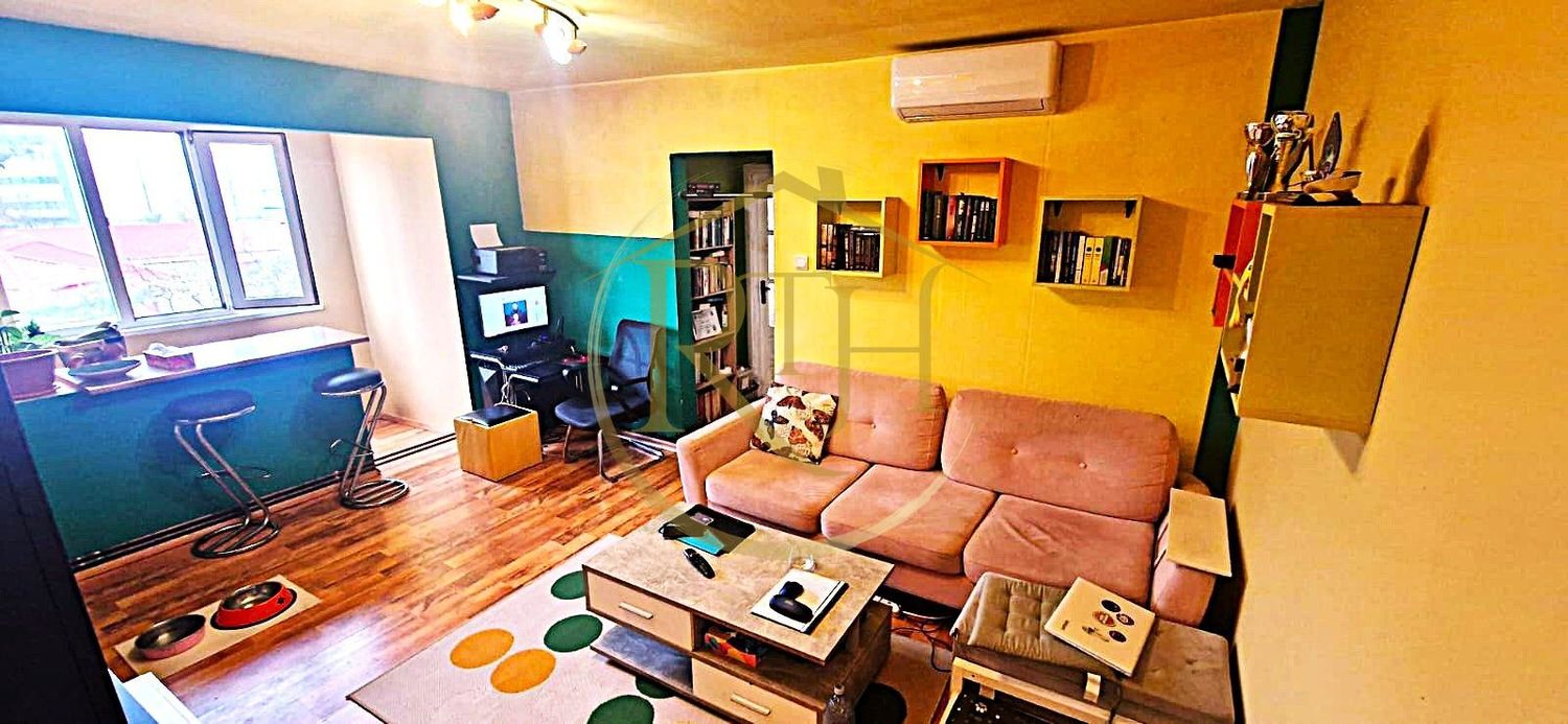 anBn-10410 Vand apartament cu 4 camere in zona spitalul judetean,comision ,,0”