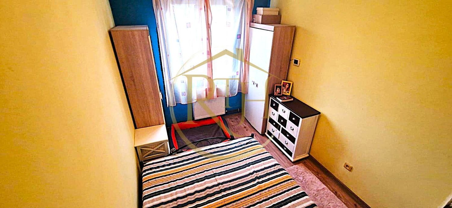 anBn-10415 Vand apartament cu 4 camere in zona spitalul judetean,comision ,,0”